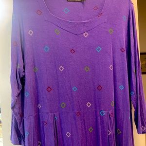 Gudrun Sjoden dress in an excited purple pattern!